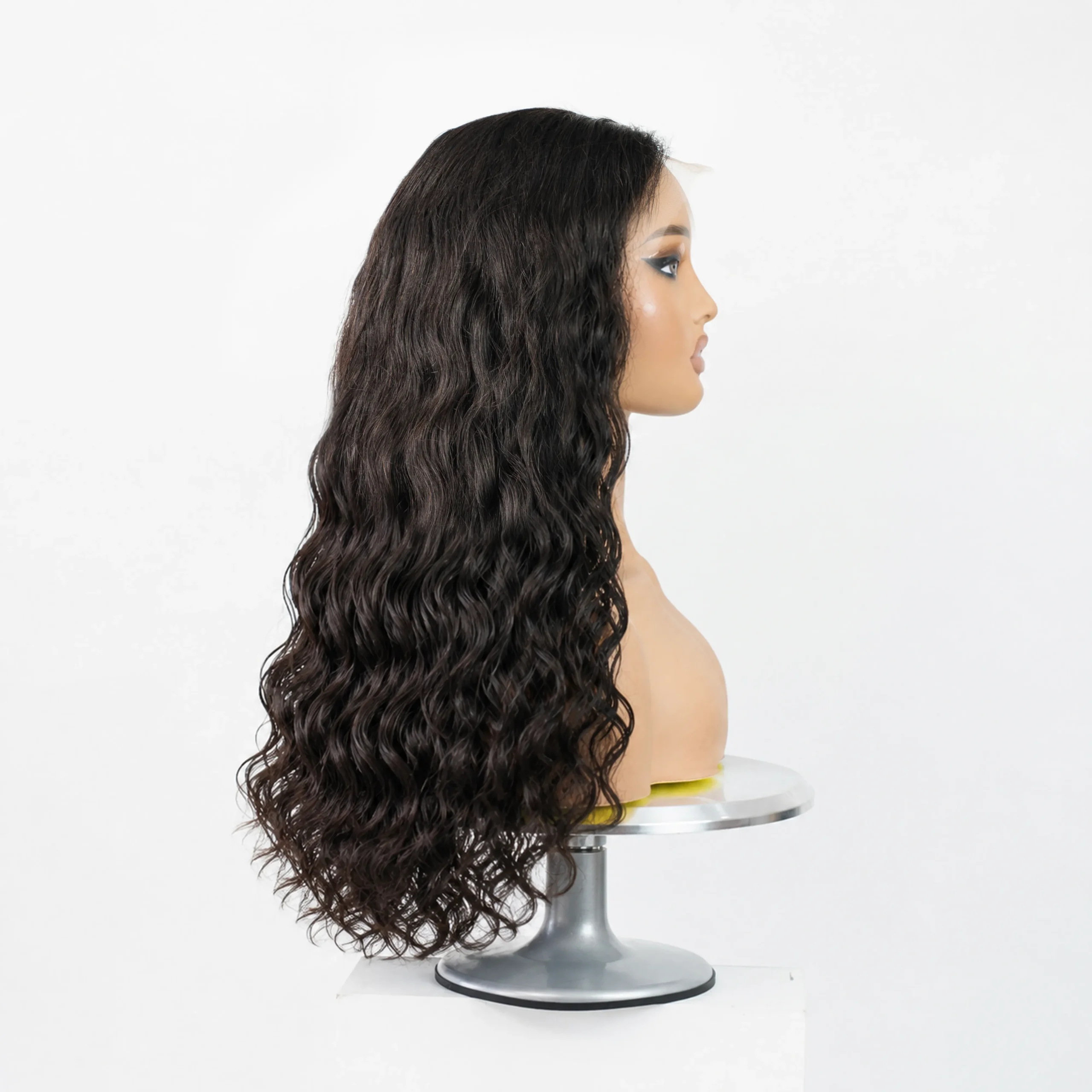 Wavy HD Closure Wig - Image 10